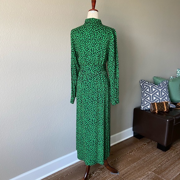 ❌SOLD❌ Charming Floral Midi Shirt Dress Tie Belt - Picture 6 of 16